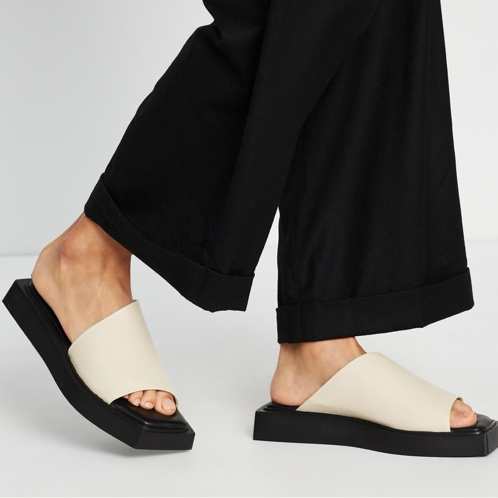 New Vagabond Evy slides